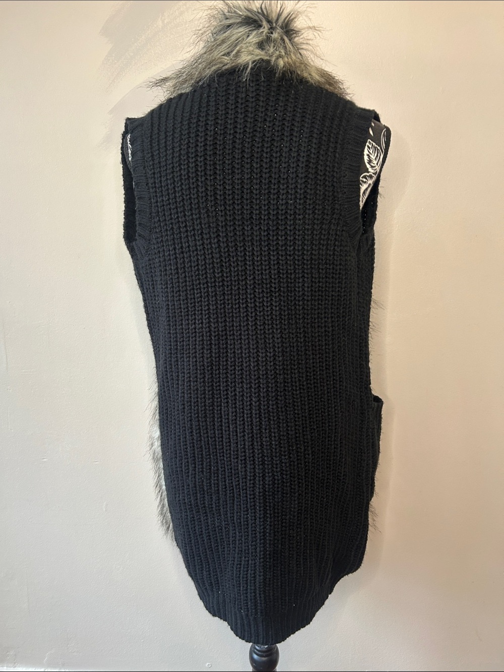 Jessica Simpson Faux Fox Fur Knit Sweater Vest Cardigan Black Women Small - Picture 4 of 9